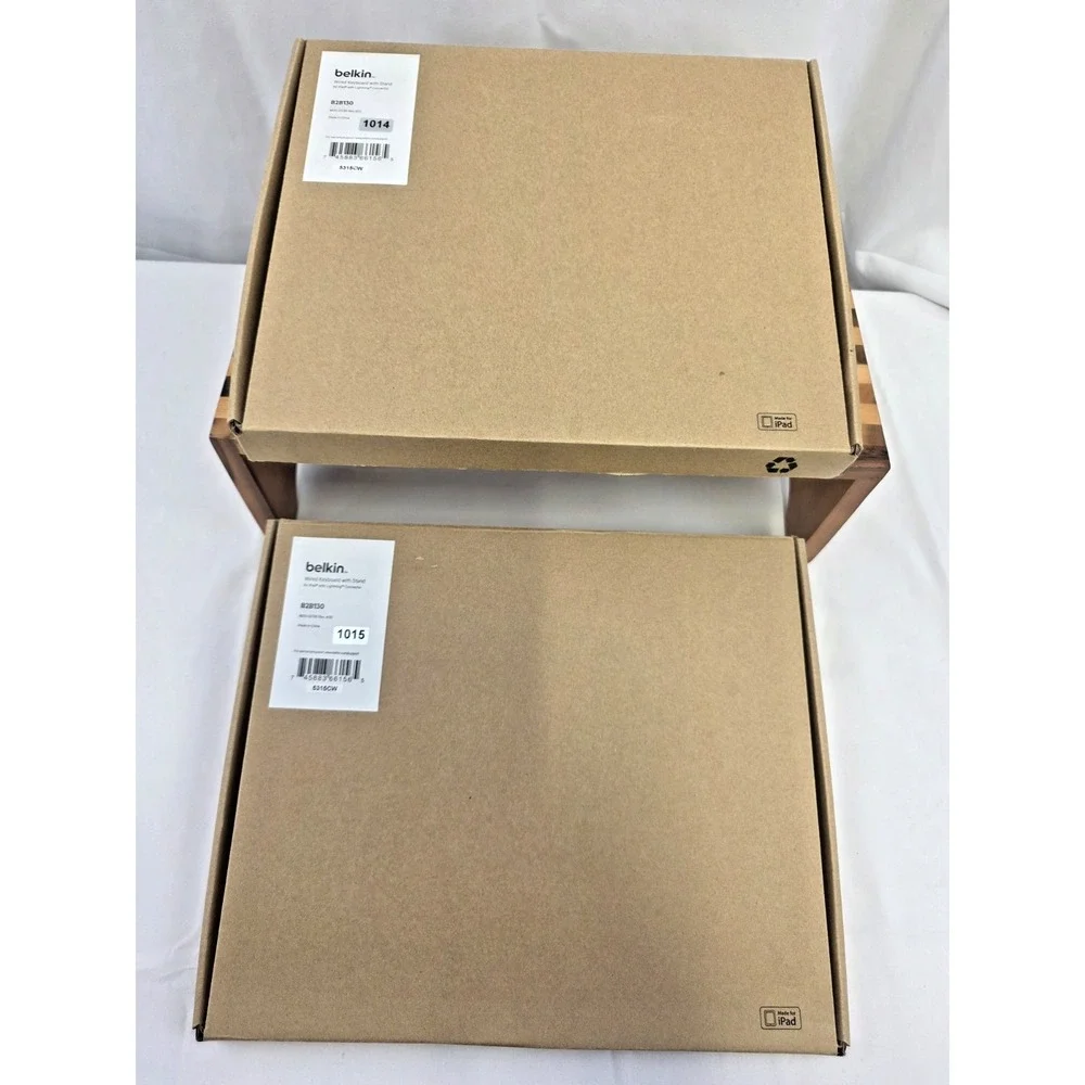 Belkin Wired Keyboard w/ Stand for iPad Lightning Connector B2B130 New in Box